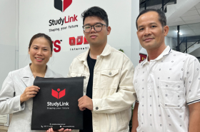 Phụ huynh bạn Huy Minh